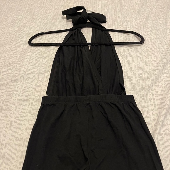 Backless jumpsuit - Picture 7 of 7